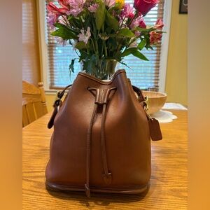 Vintage Coach Legacy Lula’s 9952 Drawstring Bucket Bag British Tan Leather